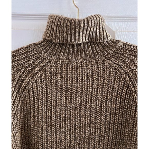 UNIQLO Wool-Blend Knit Turtleneck in taupe - Picture 3 of 8